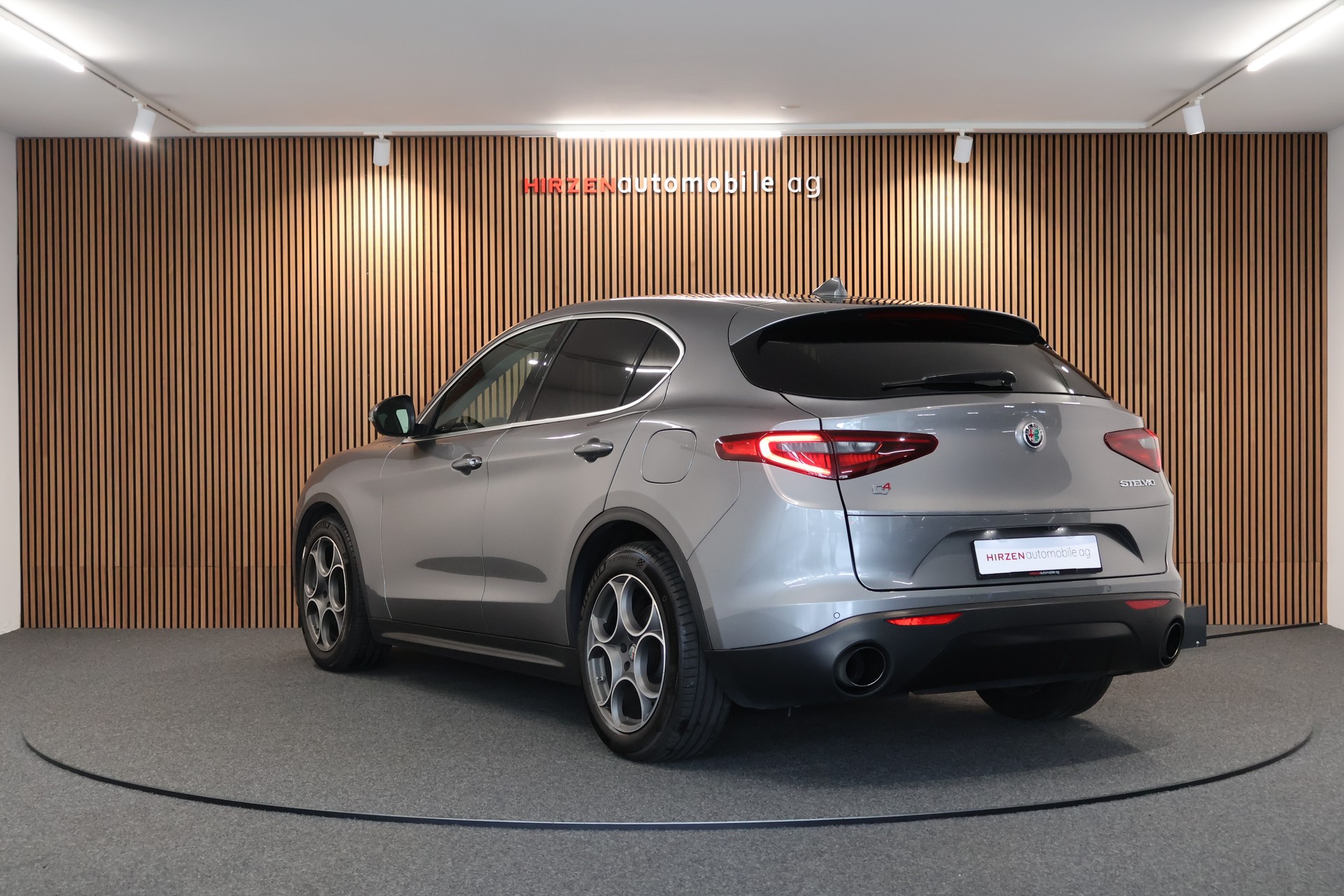 ALFA ROMEO Stelvio 2.0 Super Q4 Automatic-showroom-element-2