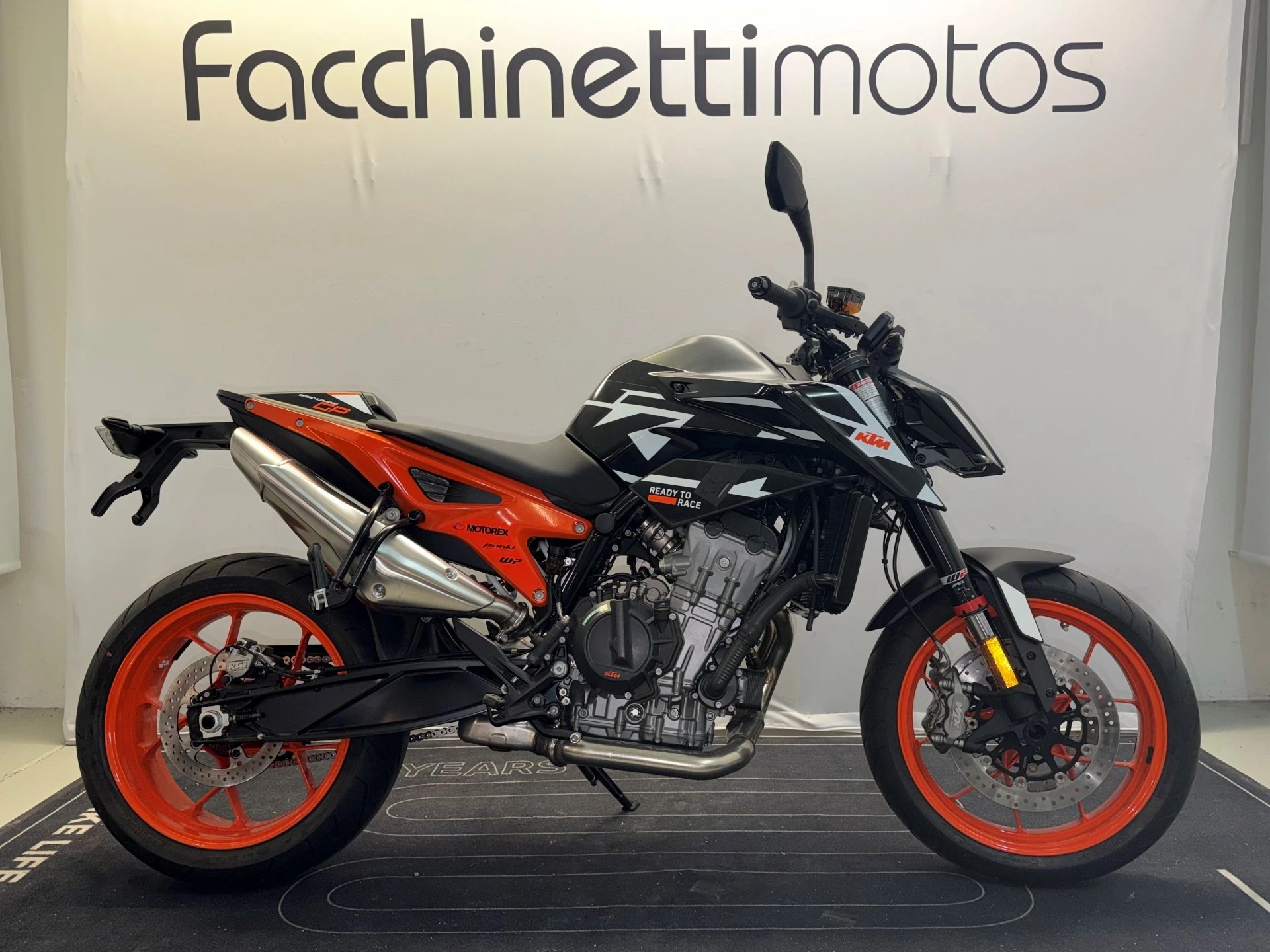 KTM 890 Duke GP-image-0