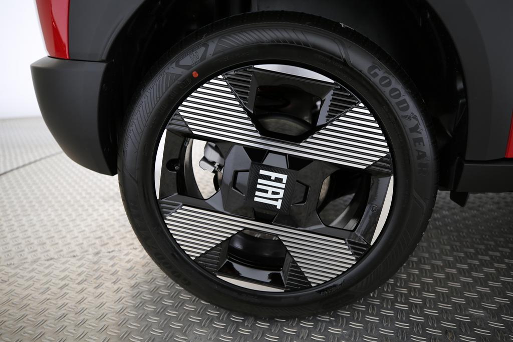 FIAT Grande Panda 1.2 Hybrid La Prima-image-10