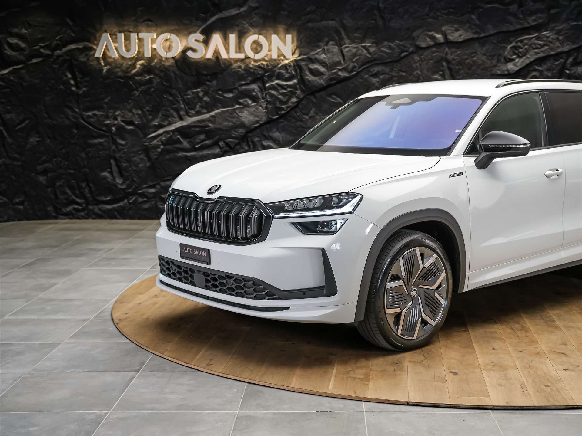 SKODA Kodiaq 2.0 TDI Sportline 4x4 *Werksgarantie*Matrix LED*AHK*-image-14