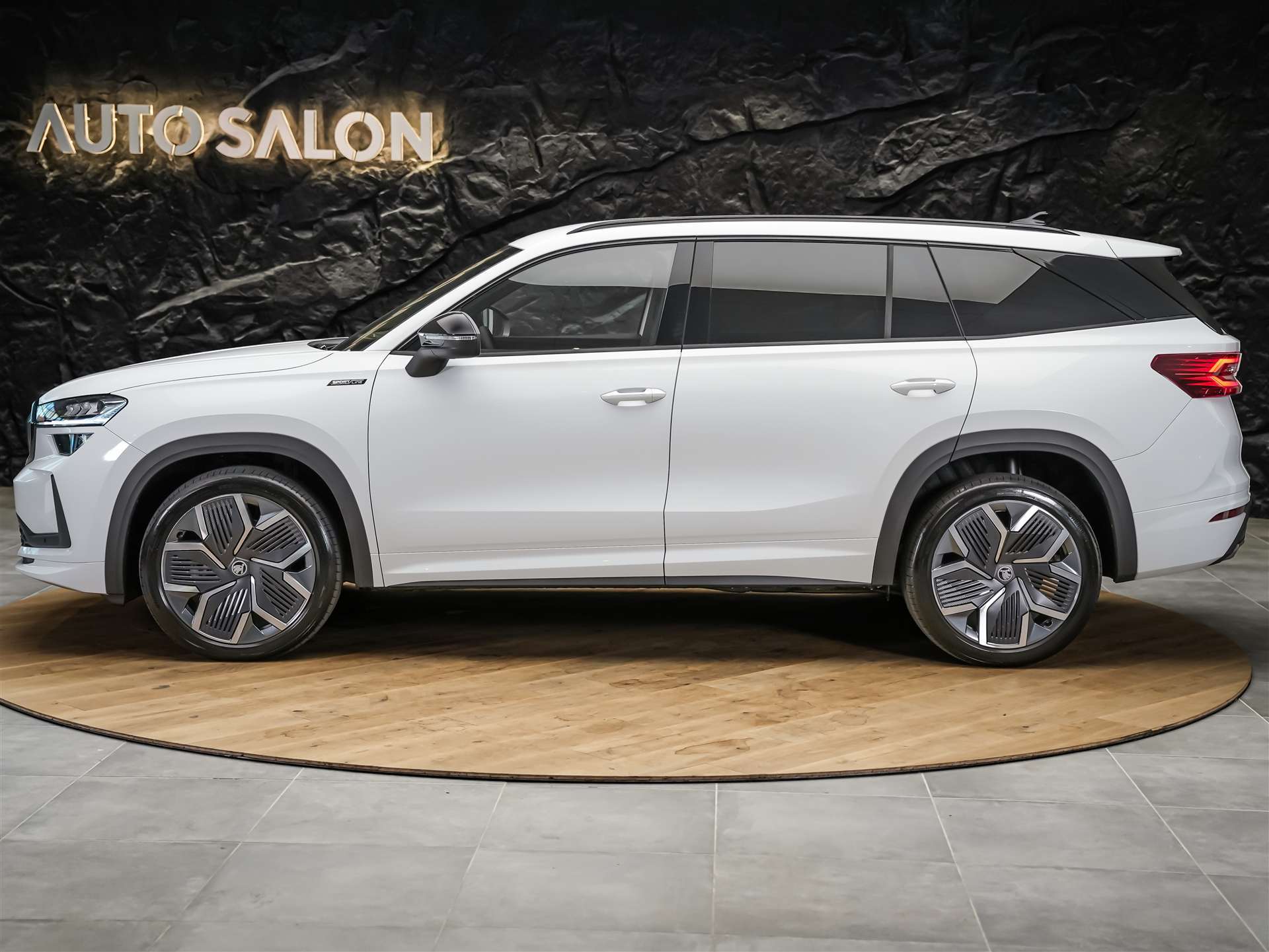SKODA Kodiaq 2.0 TDI Sportline 4x4 *Werksgarantie*Matrix LED*AHK*-showroom-element-2
