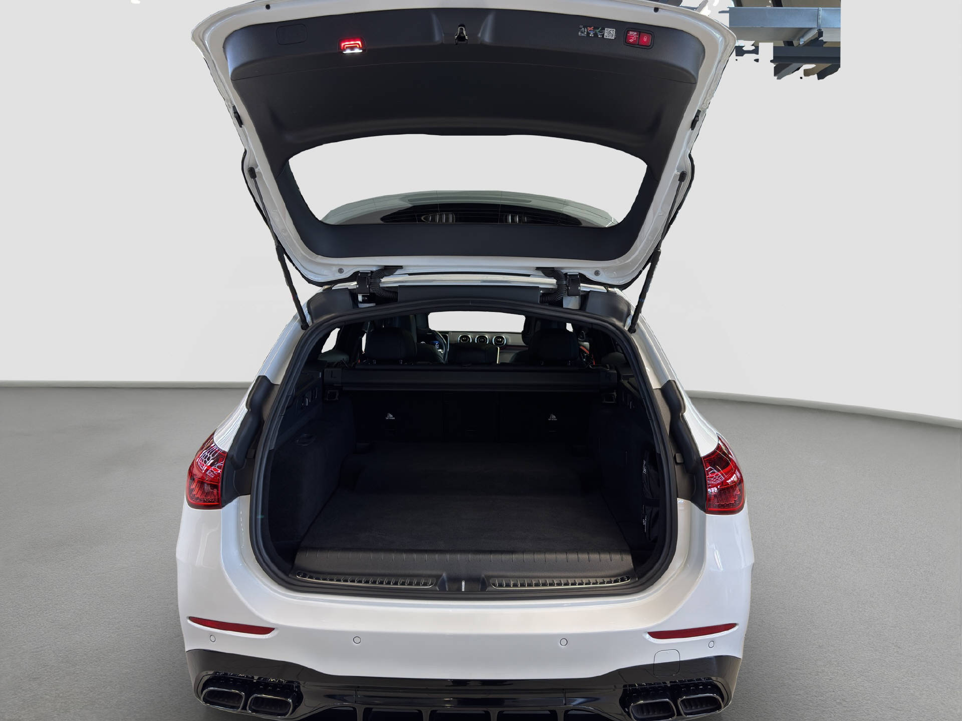 MERCEDES-BENZ C 63 AMG S E Performance Kombi-image-14