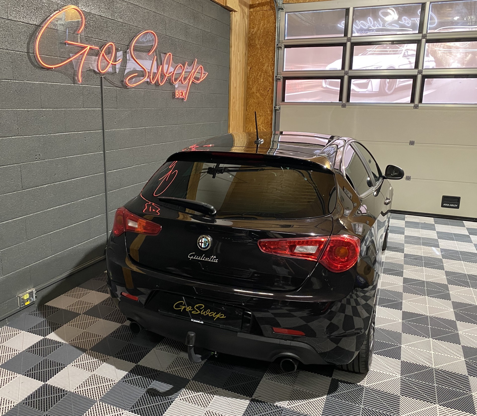 ALFA ROMEO Giulietta 1750 TBi Quadrifoglio Verde TCT-image-4
