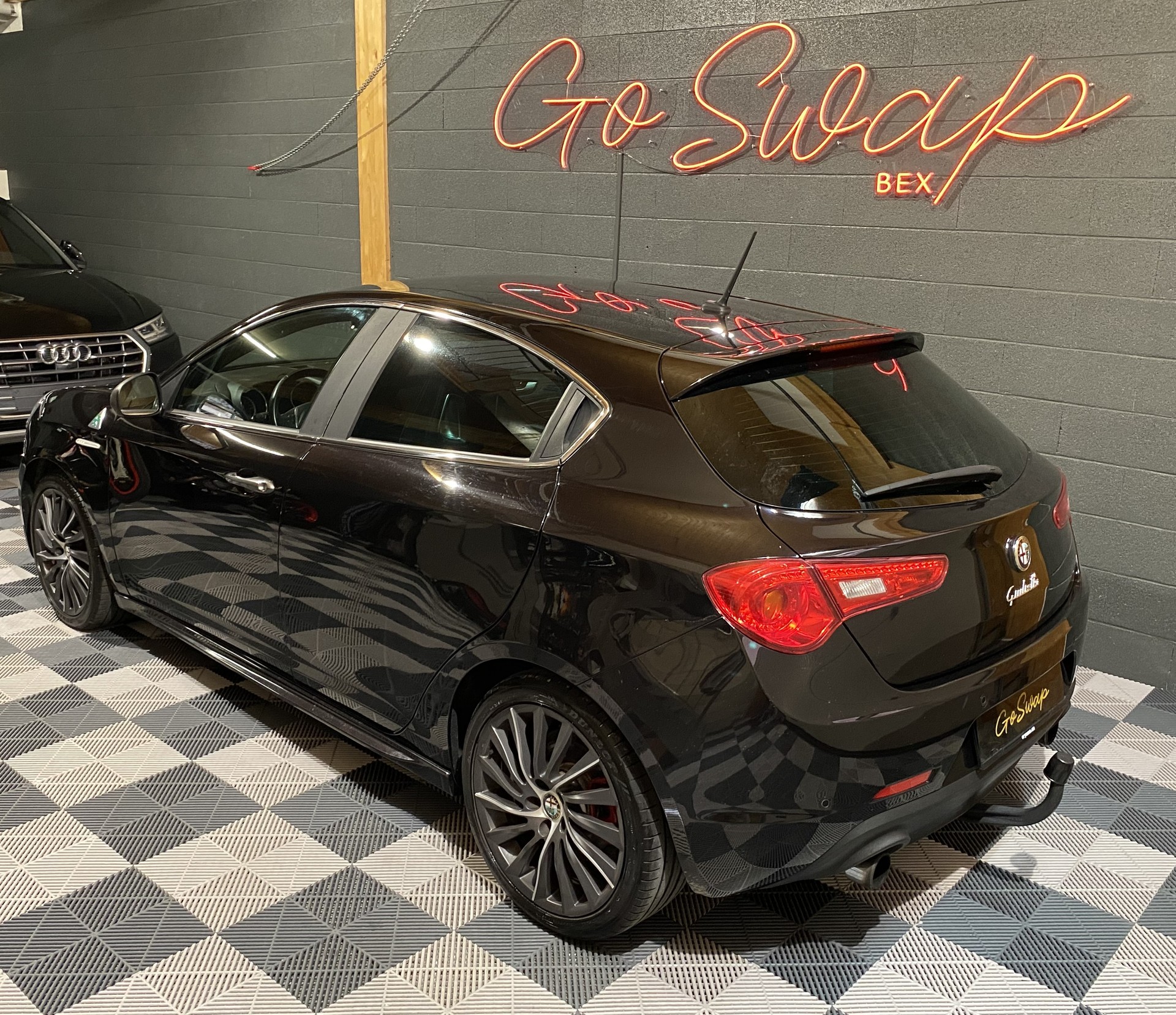 ALFA ROMEO Giulietta 1750 TBi Quadrifoglio Verde TCT-image-11