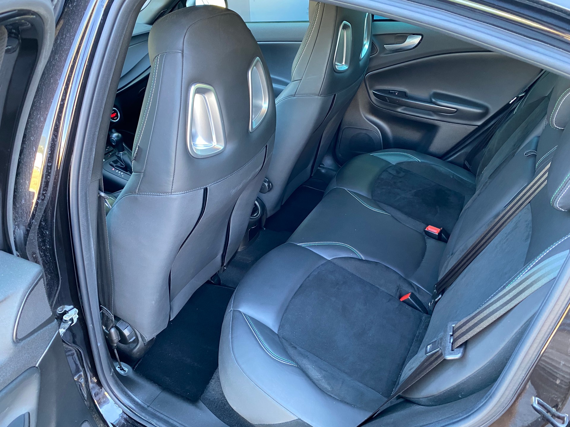 ALFA ROMEO Giulietta 1750 TBi Quadrifoglio Verde TCT-image-17