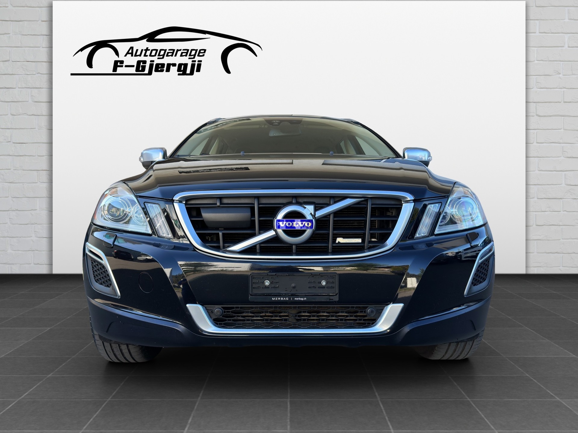 VOLVO XC60 D3 AWD R-Design Geartronic-showroom-element-2
