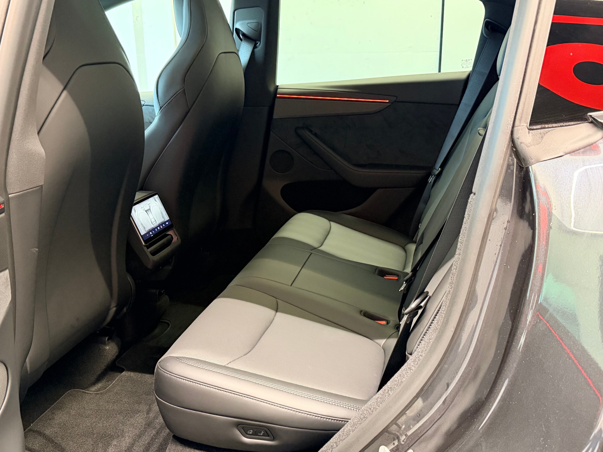 TESLA Model Y Performance-image-18