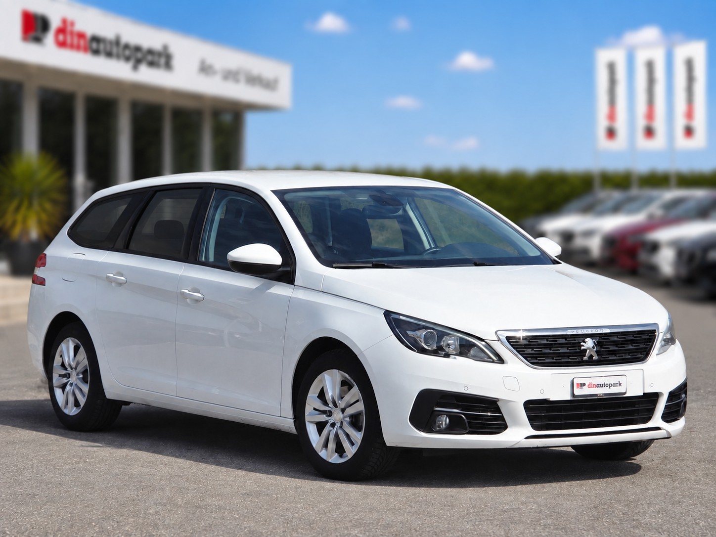 PEUGEOT 308 SW 1.5 BlueHDI Business Line EAT8 * Ab MFK 2026 * Frisch ab Service inkl. ZR + WP *-showroom-element-1