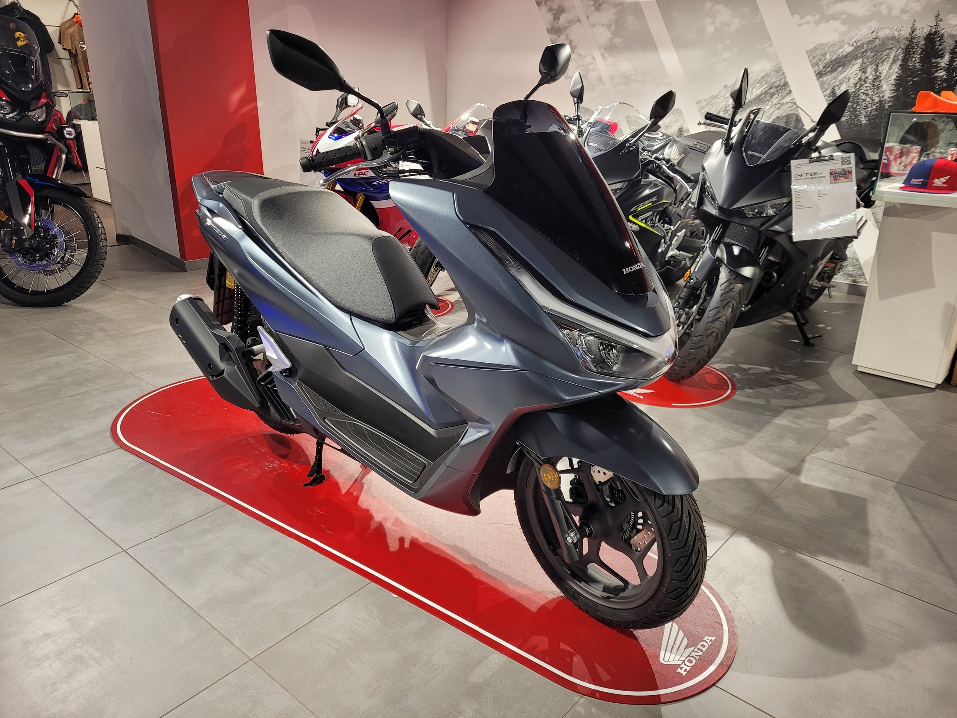 HONDA PCX 125 DX TFT. connectivity-image-0