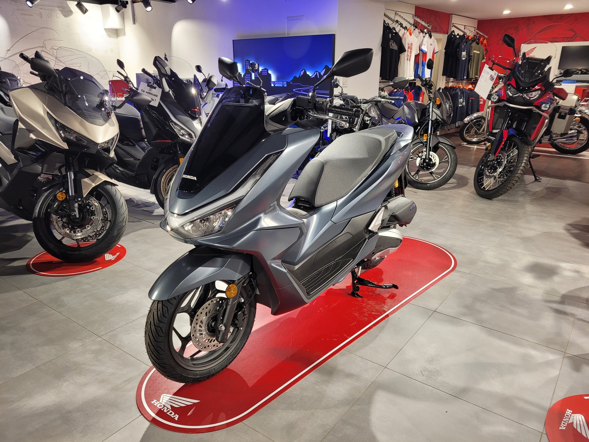 HONDA PCX 125 DX TFT. connectivity-image-4
