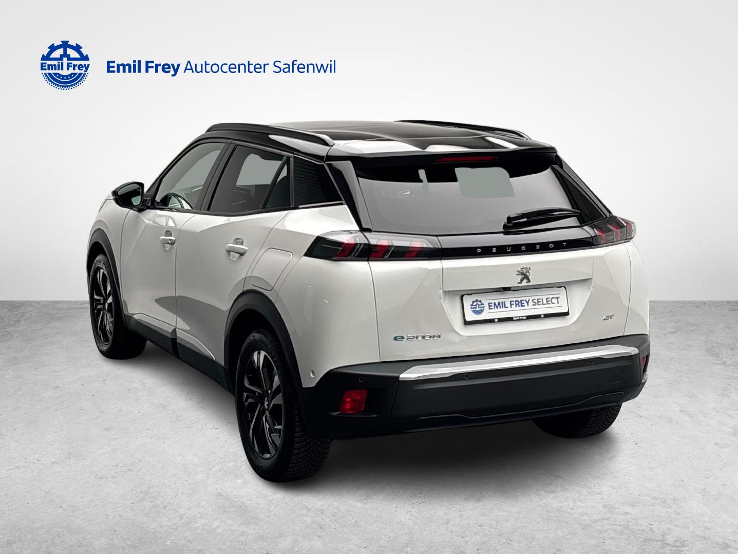 PEUGEOT 2008 e-GT-showroom-element-2