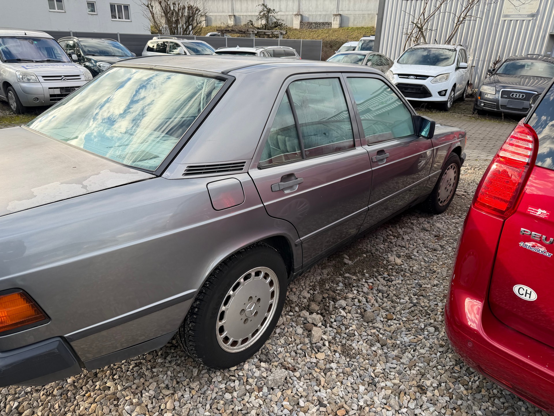 MERCEDES-BENZ 190 E 2.6-image-3