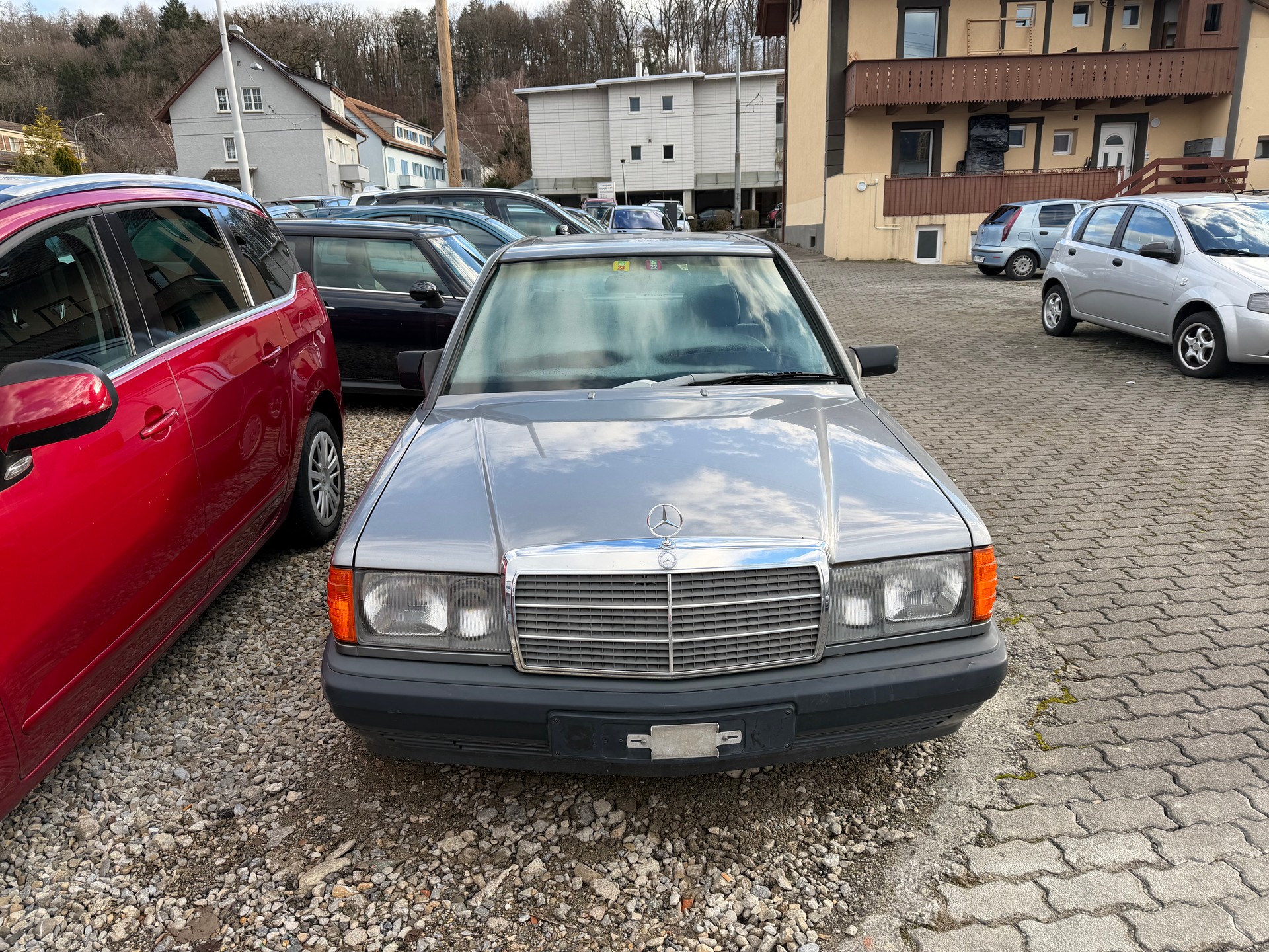 MERCEDES-BENZ 190 E 2.6
