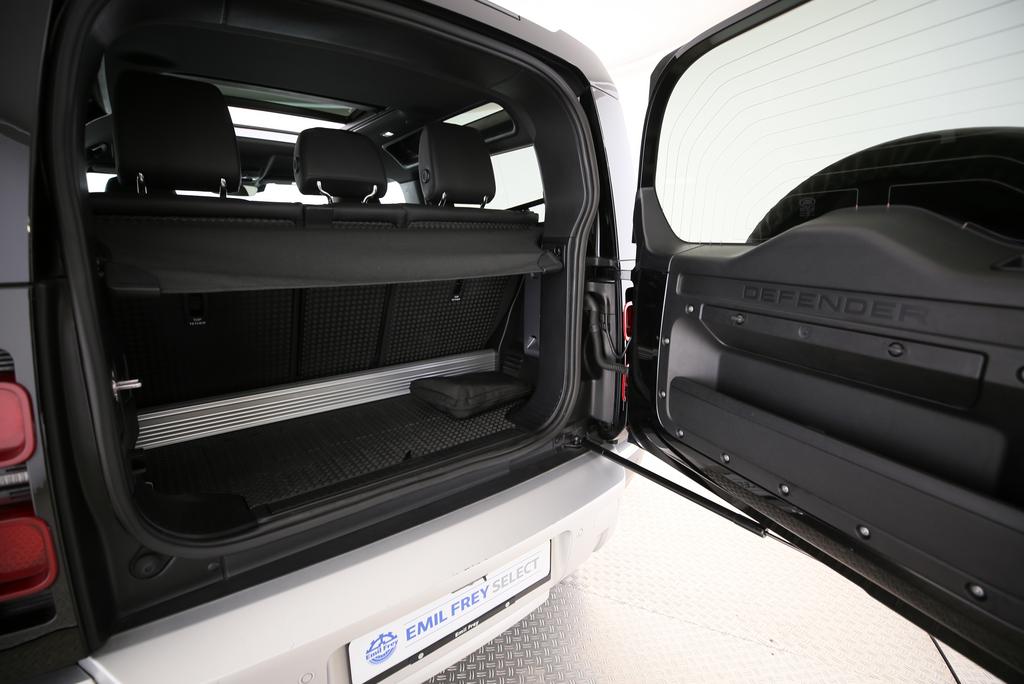 LAND ROVER Defender 90 2.0 Si4 SE-image-15