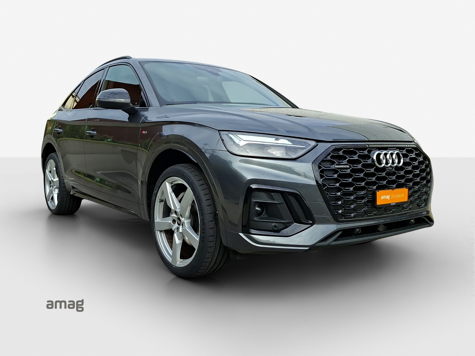 AUDI Q5 Sportback 40 TDI Blackedition quattro S-tronic-image-5