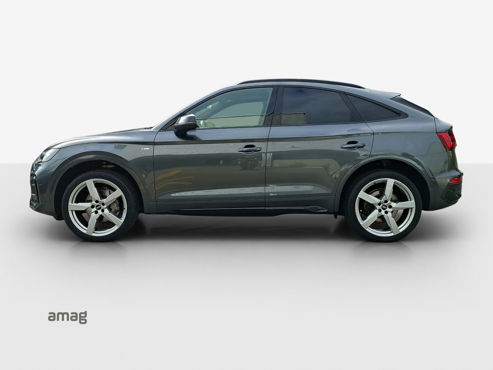 AUDI Q5 Sportback 40 TDI Blackedition quattro S-tronic-showroom-element-1