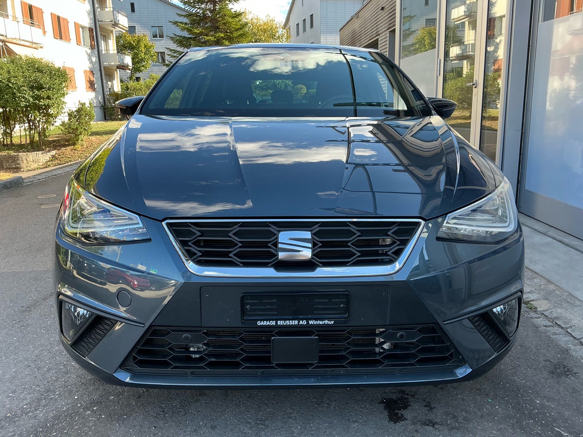 SEAT Ibiza 1.5 TSI DSG FR *** 5 JAHRE SEAT WERKSGARANTIE ***-showroom-element-1