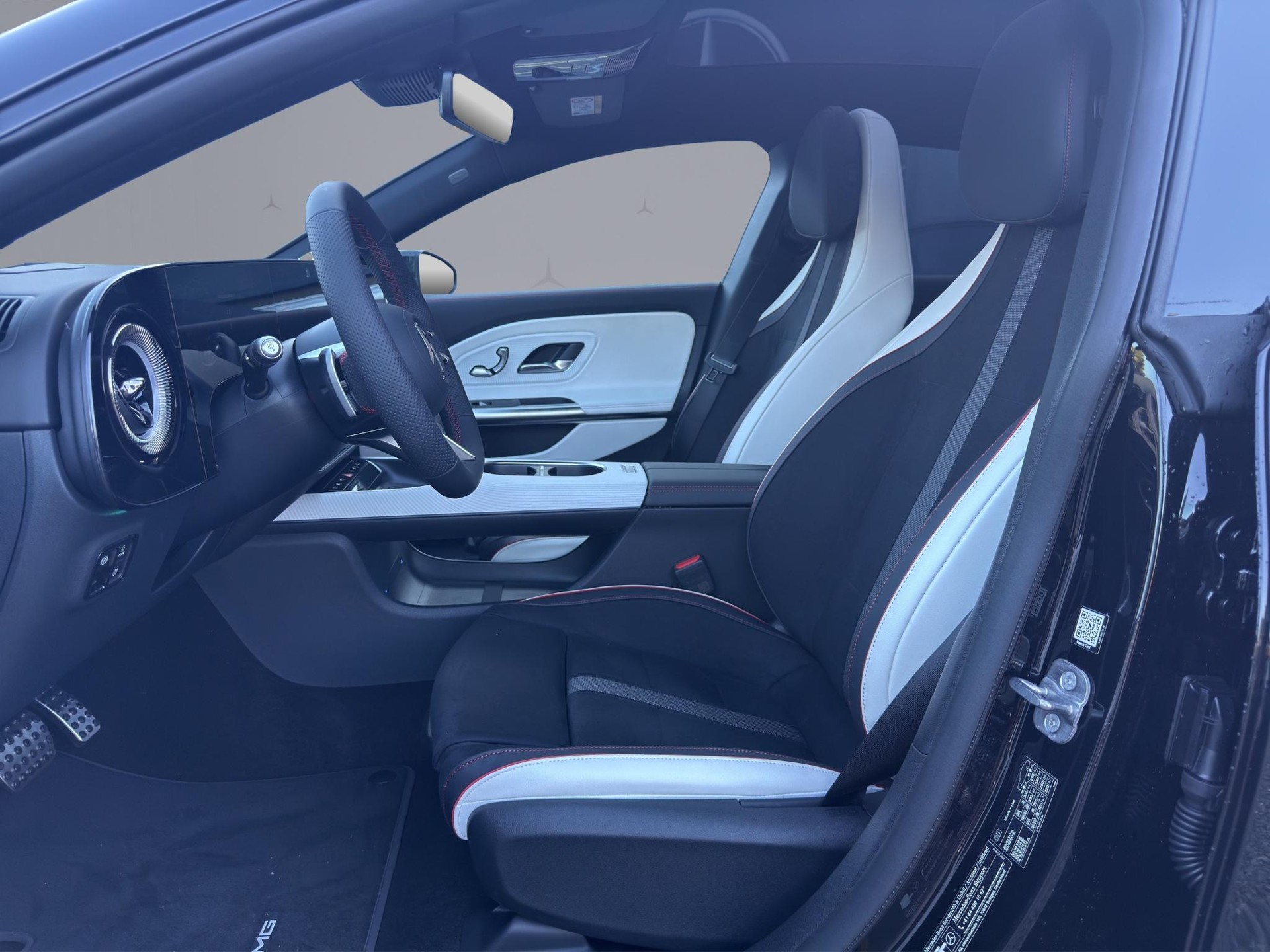 MERCEDES-BENZ CLA-Klasse X174 Shooting Brake CLA 350 4matic-image-8