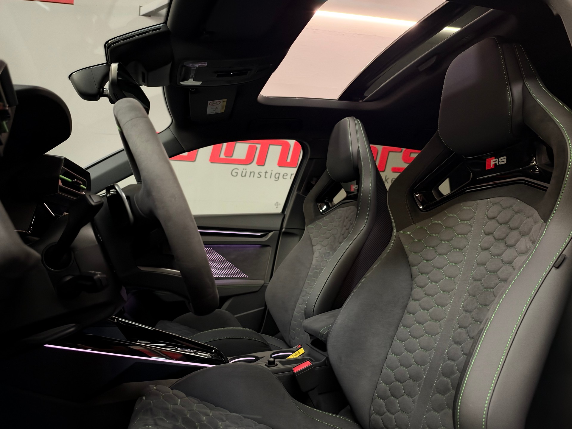 AUDI RS3 Sportback 2.5 TSI quattro S-tronic Nanograu-image-14