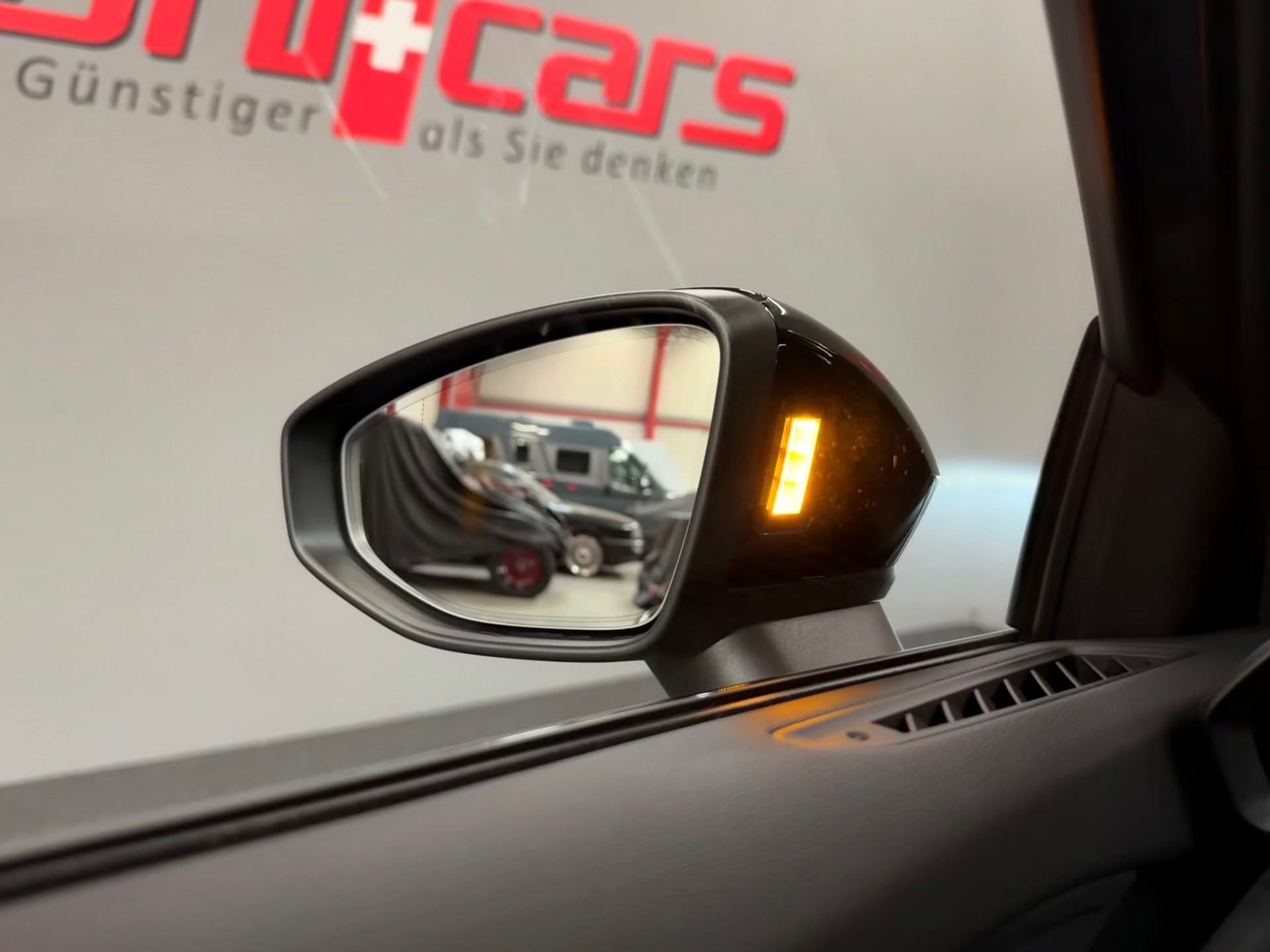 AUDI RS3 Sportback 2.5 TSI quattro S-tronic Nanograu-image-32