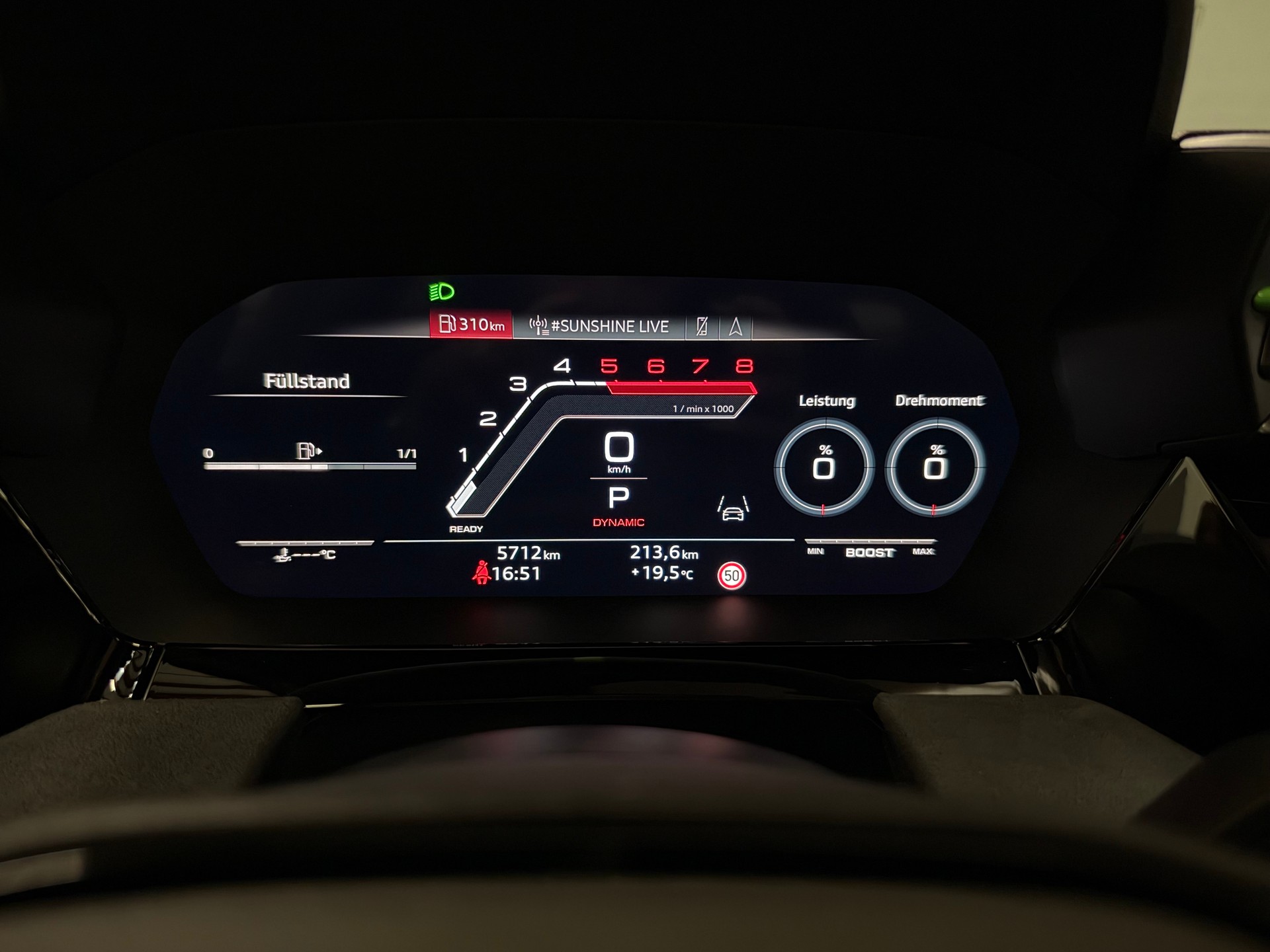 AUDI RS3 Sportback 2.5 TSI quattro S-tronic Nanograu-image-25
