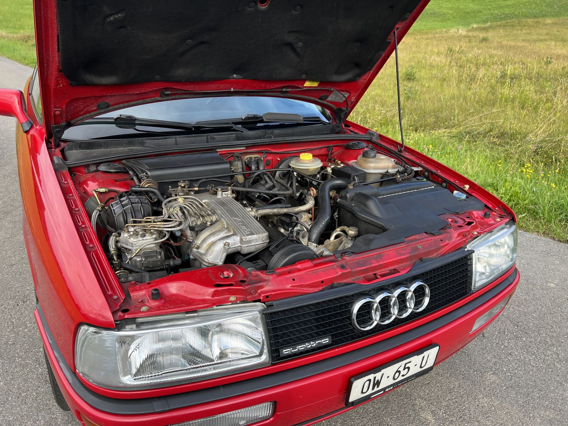 AUDI 90 2.3 E quattro Sport Avus Performance-image-15
