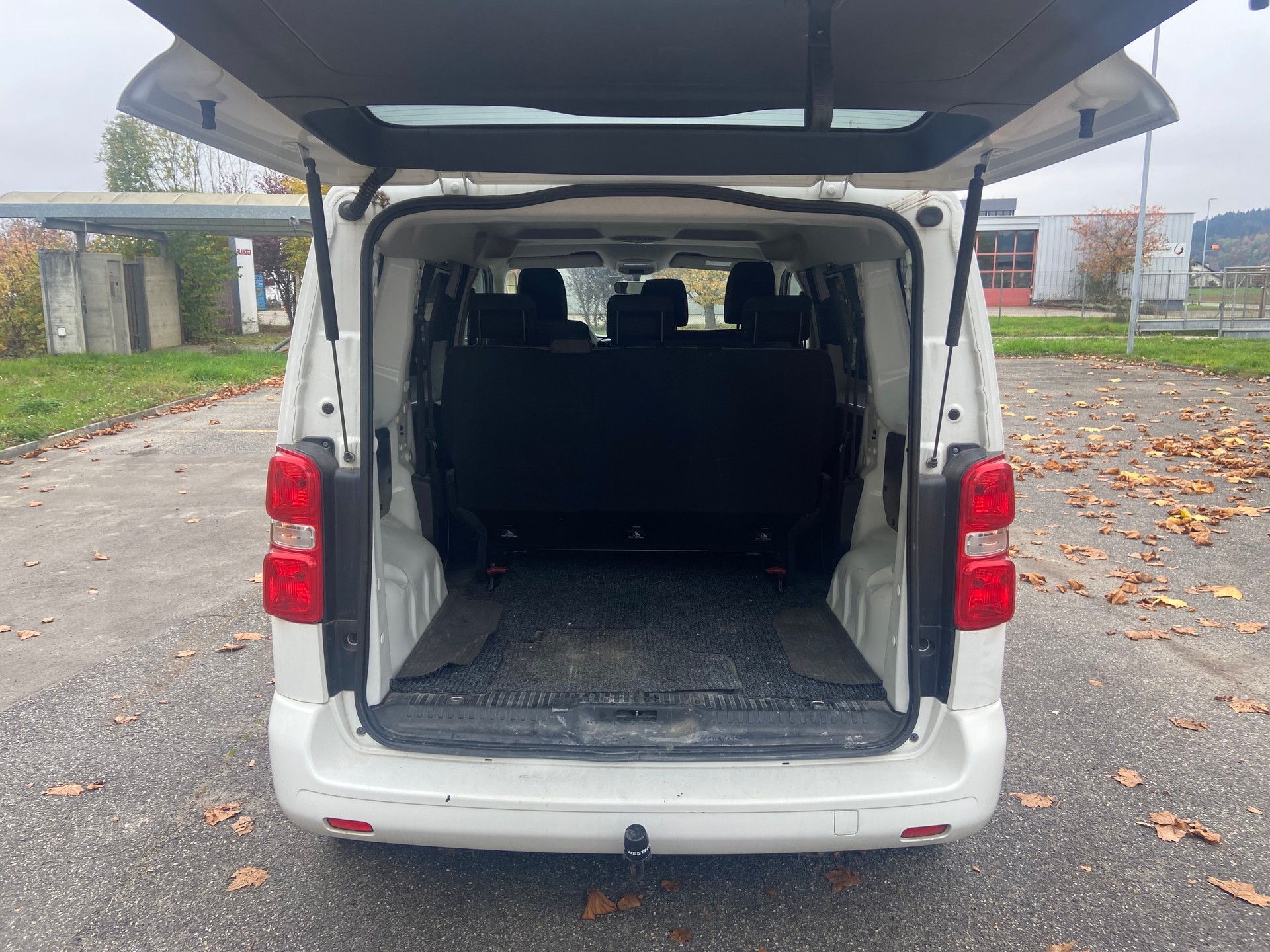 TOYOTA Proace 1.6D Combi L0-image-6