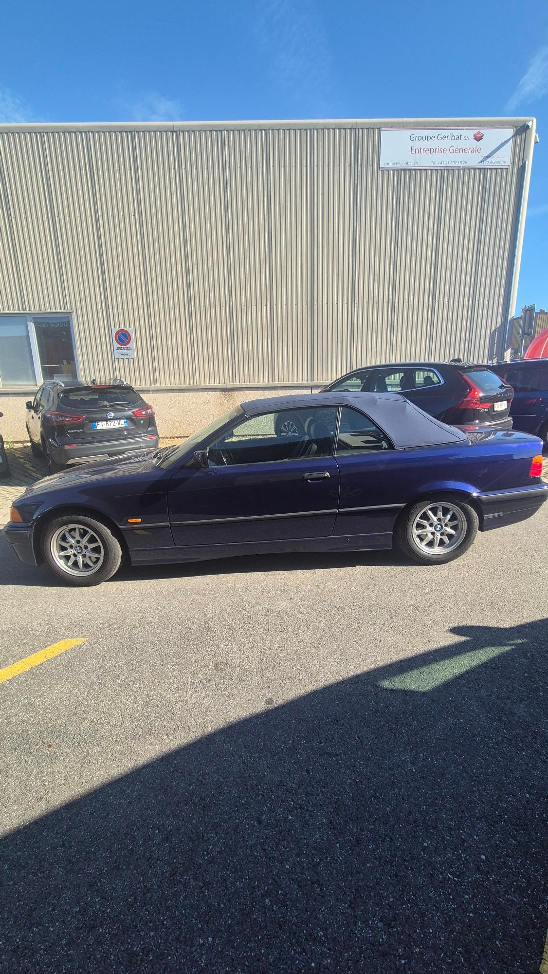 BMW 320-image-3