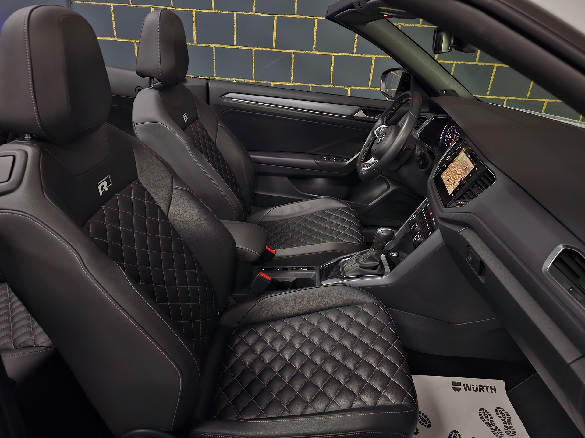 VW T-Roc Cabriolet 1.5 TSI EVO R-Line DSG-image-9
