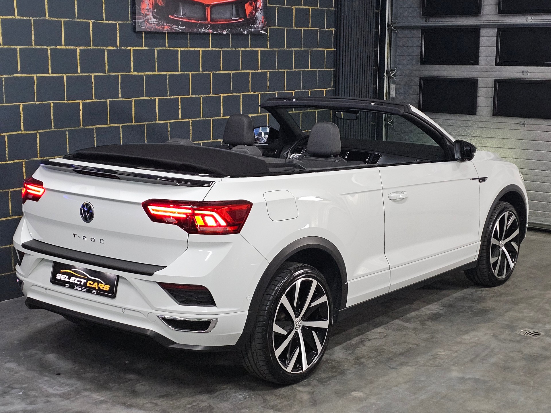 VW T-Roc Cabriolet 1.5 TSI EVO R-Line DSG-image-2