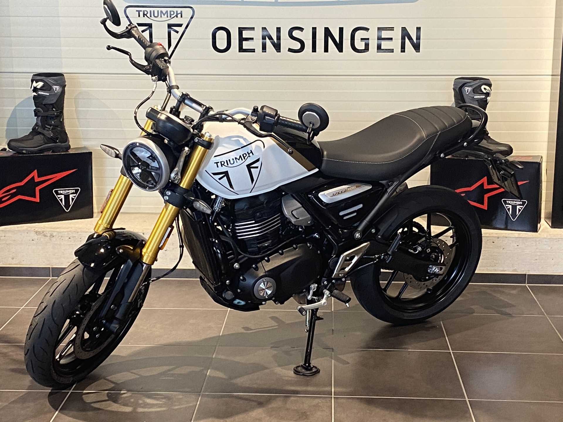 TRIUMPH Speed 400 (1.9 % Power Leasing - Gültig bis 31.06.2026)-image-1