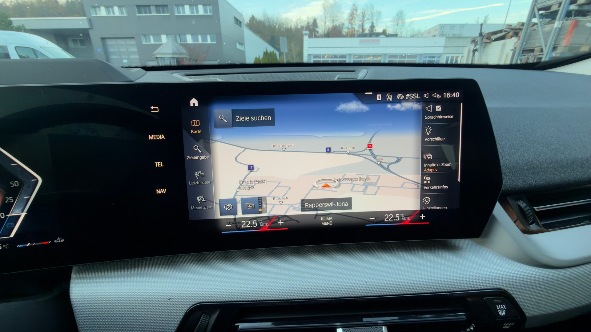 BMW X1 sDrive 18d-image-15