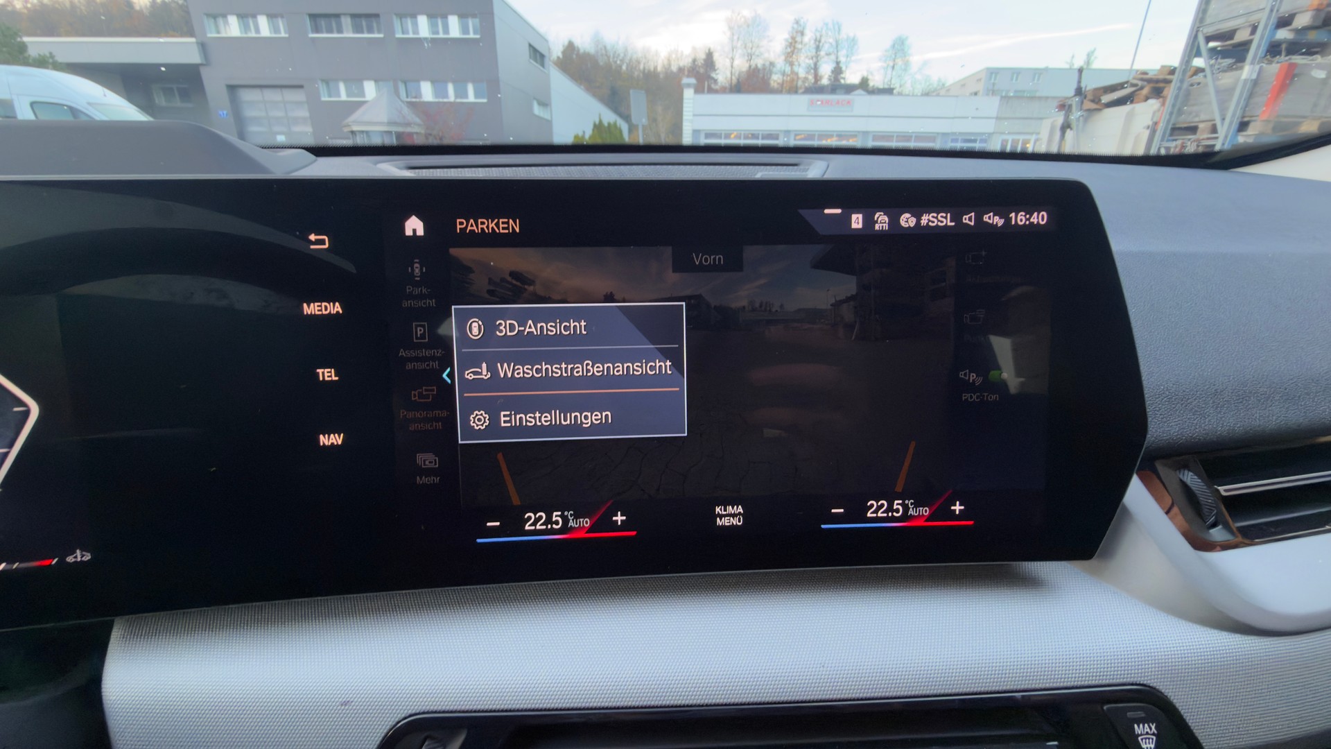 BMW X1 sDrive 18d-image-14