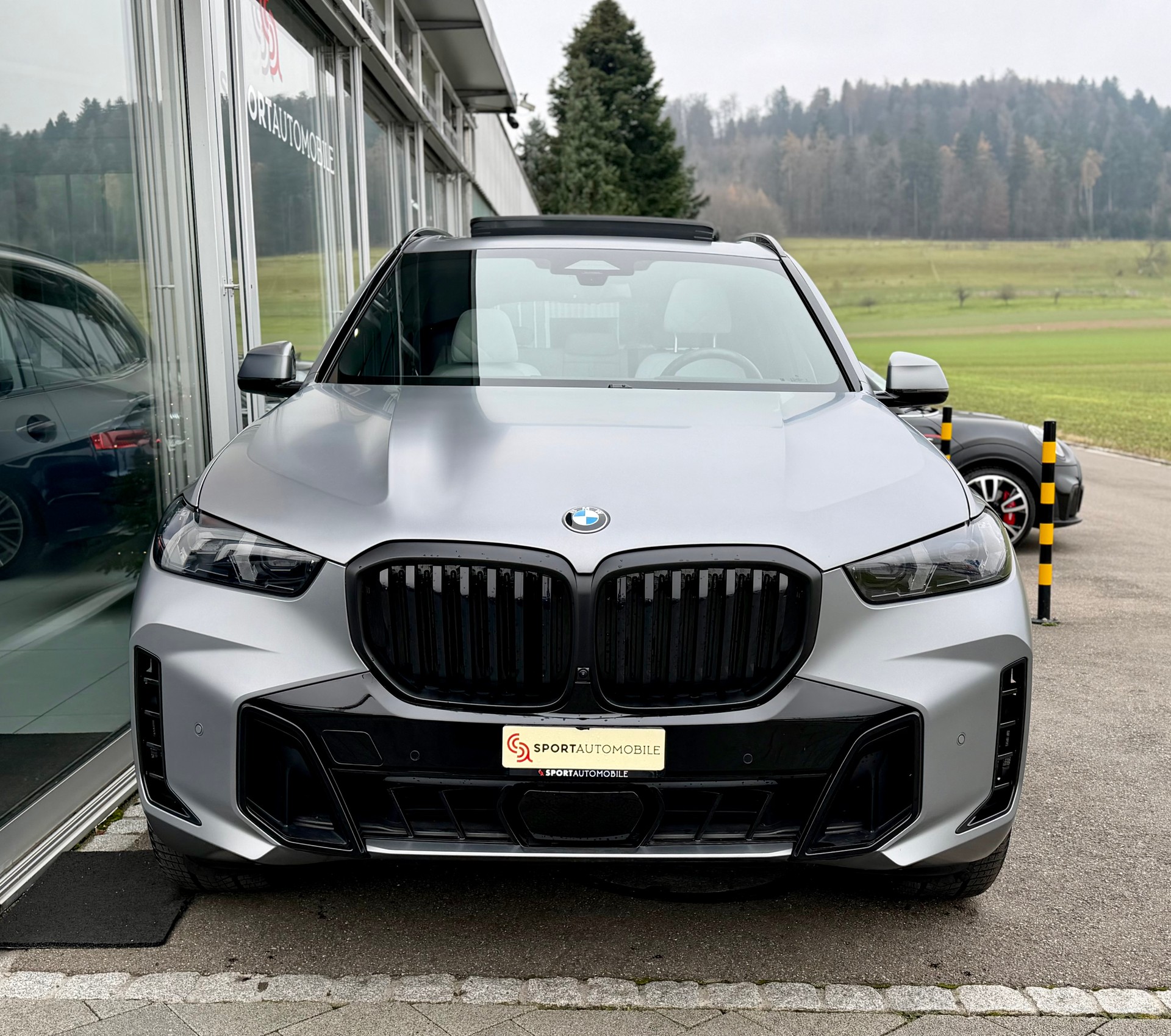 BMW X5 xDrive 48V 30d M Sport Pro Steptronic-showroom-element-2