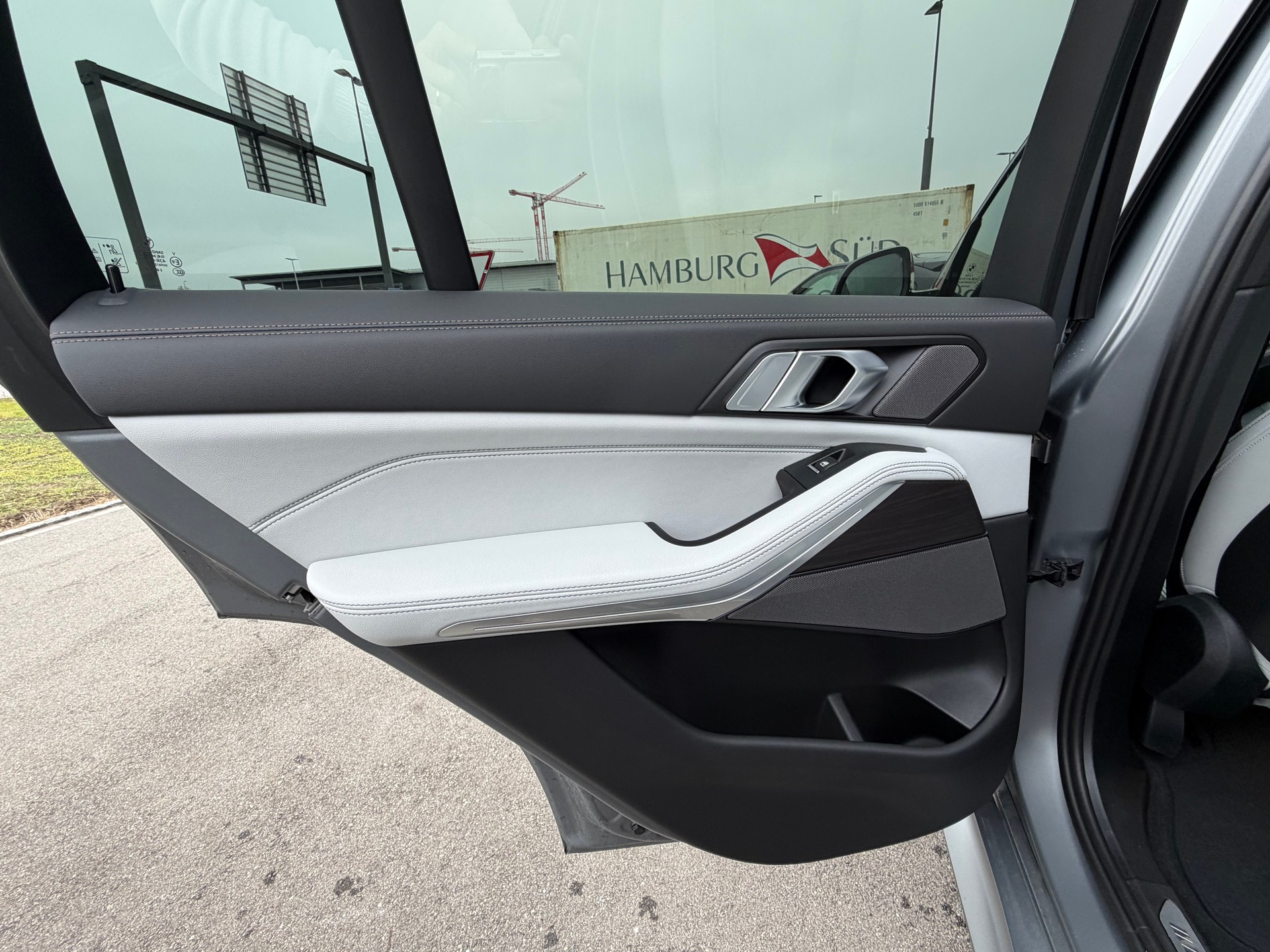 BMW X5 xDrive 48V 30d M Sport Pro Steptronic-image-14