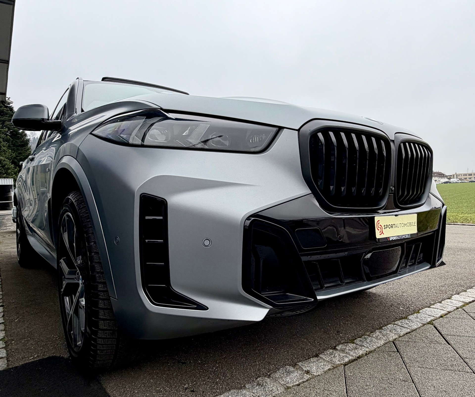 BMW X5 xDrive 48V 30d M Sport Pro Steptronic-showroom-element-3