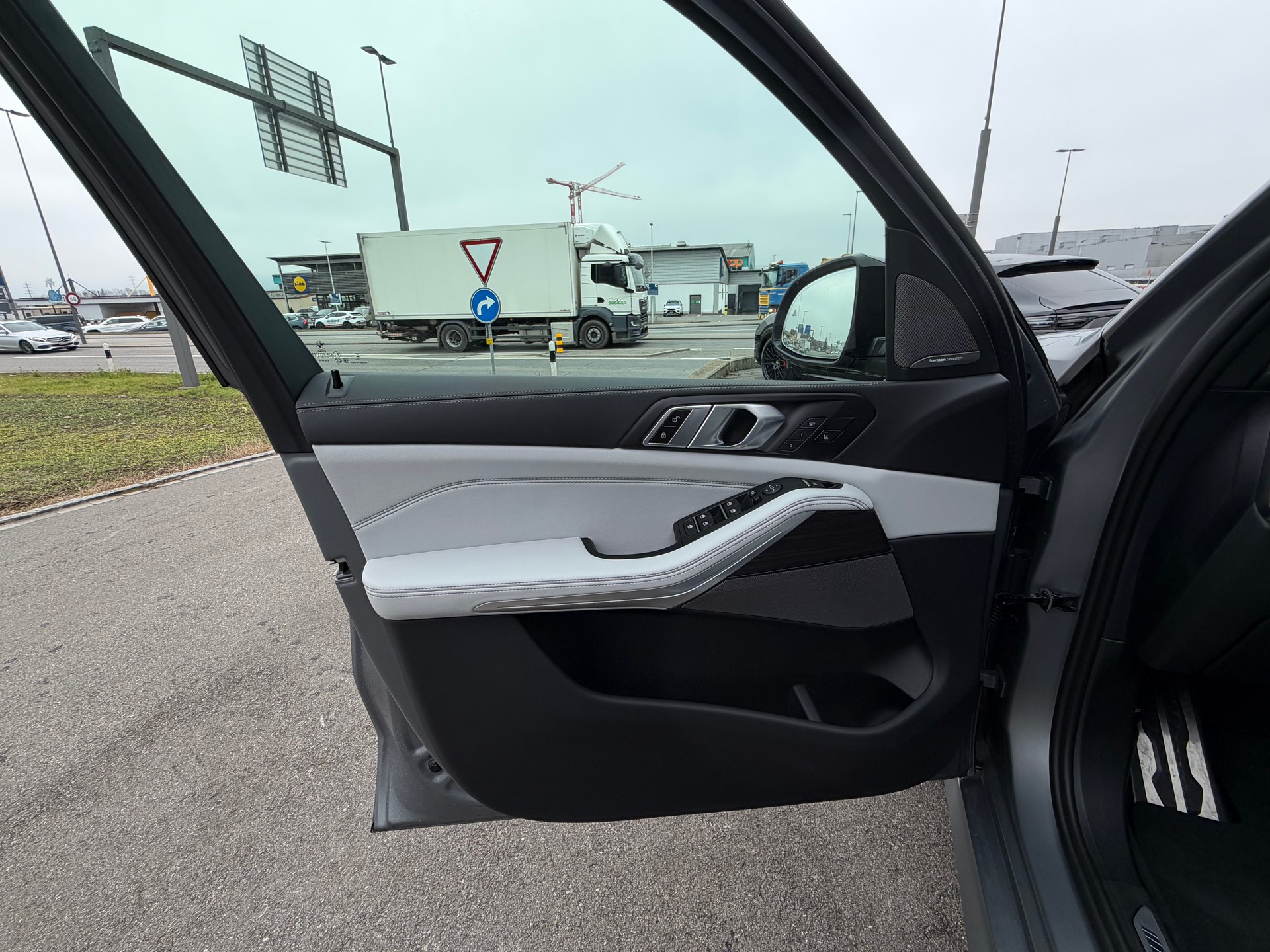BMW X5 xDrive 48V 30d M Sport Pro Steptronic-image-20