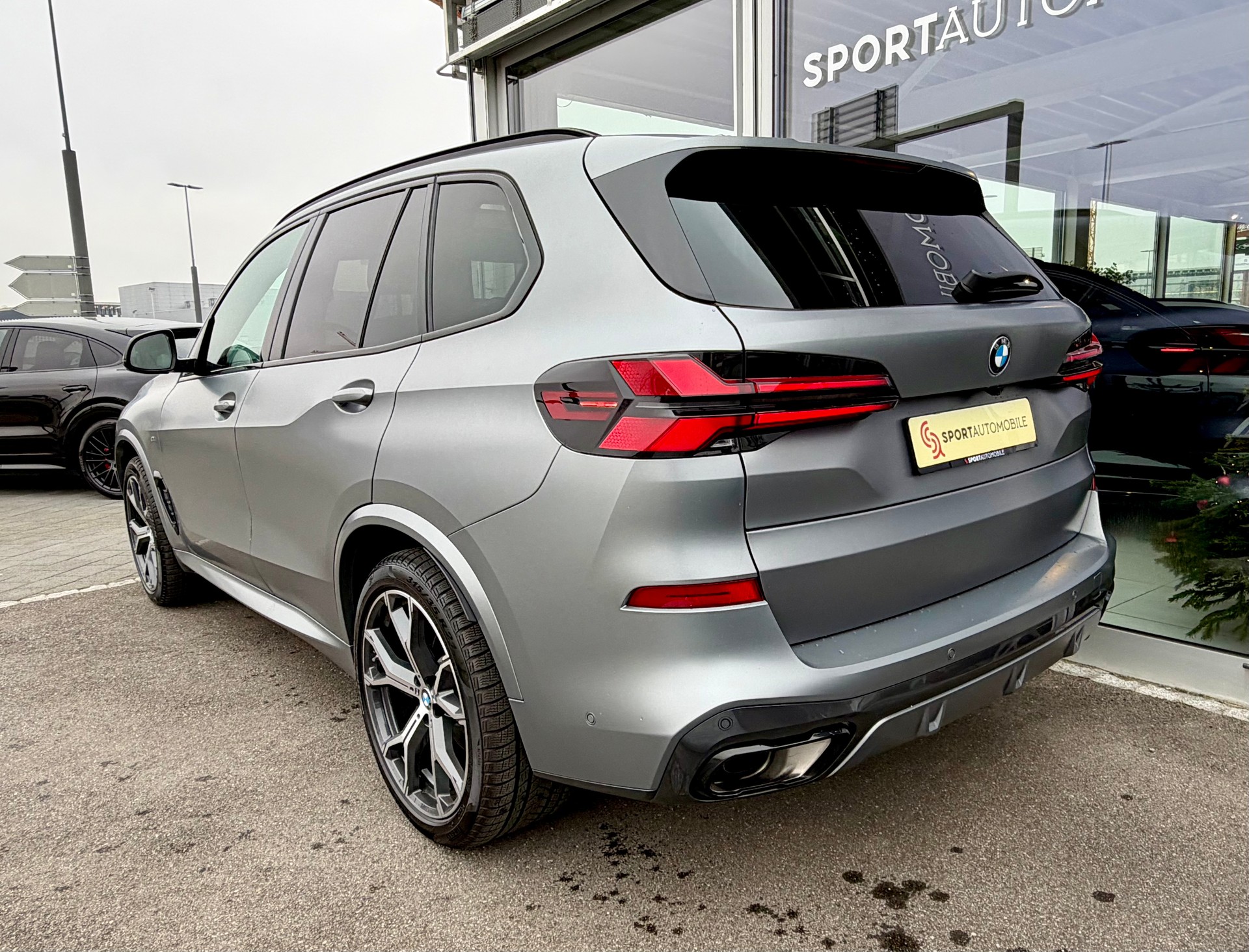 BMW X5 xDrive 48V 30d M Sport Pro Steptronic-image-9
