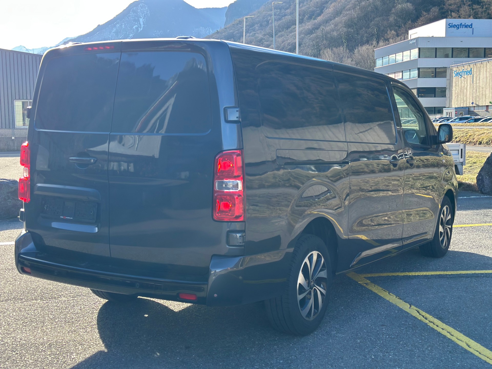FIAT Scudo 2.0 BlueHDi L3 EAT8-image-5