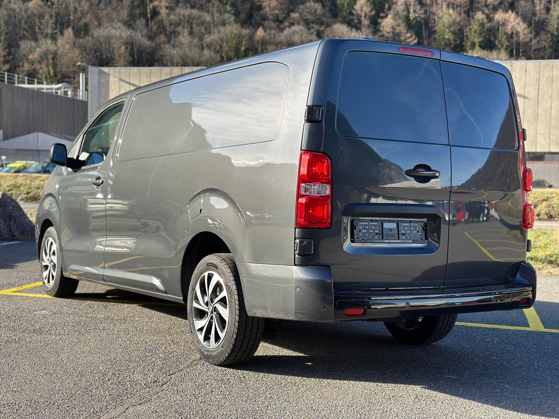FIAT Scudo 2.0 BlueHDi L3 EAT8-image-6
