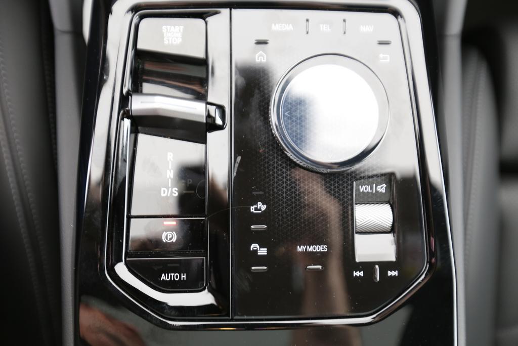 BMW 520d xDrive Touring-image-9