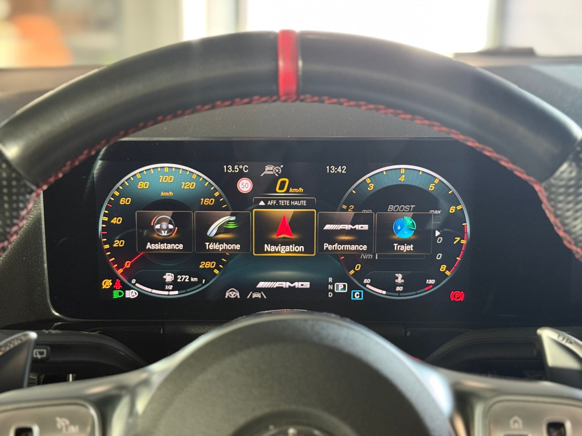 MERCEDES-BENZ GLA 35 AMG 4Matic 8G-Speedshift DCT-image-11