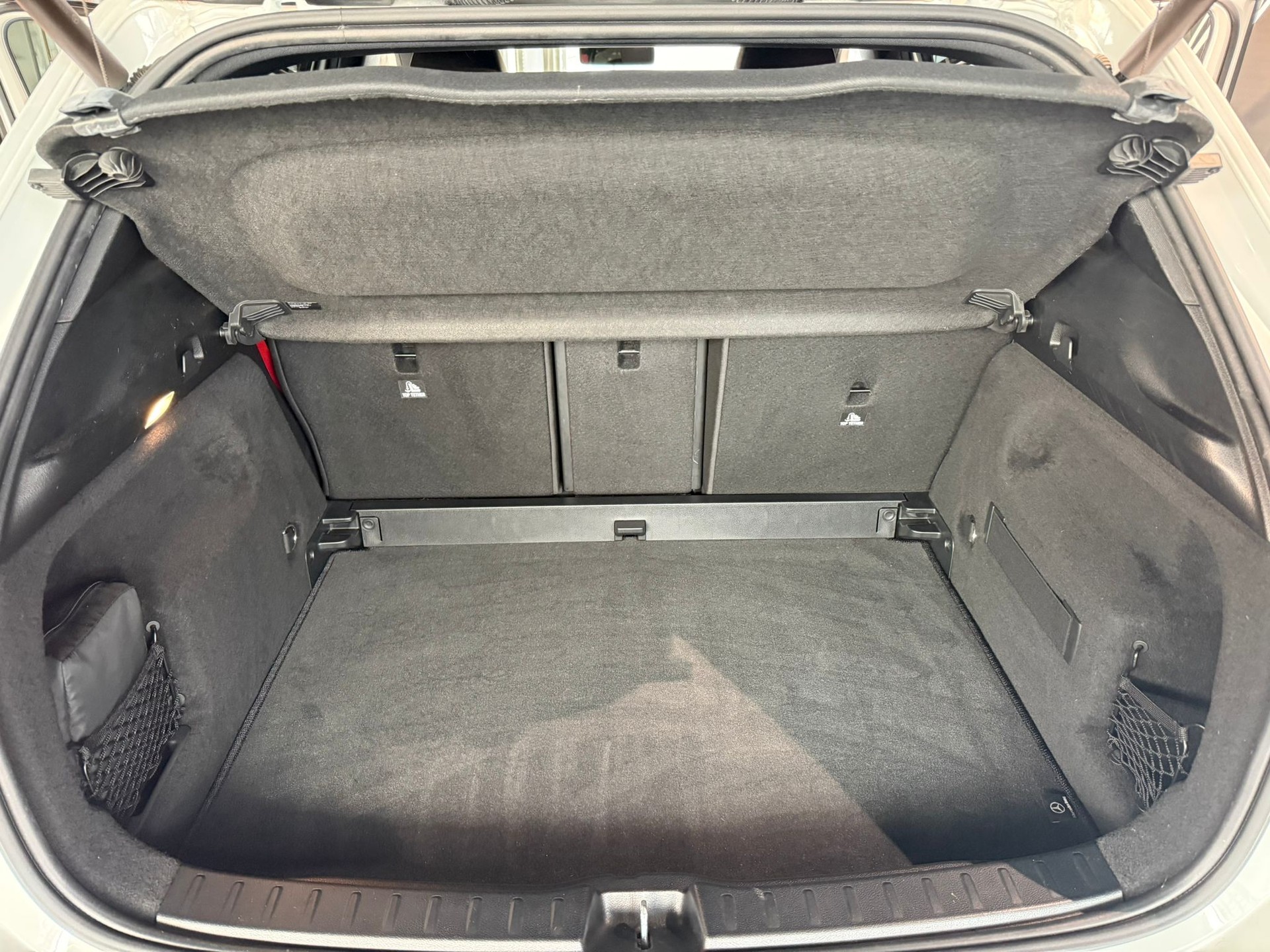 MERCEDES-BENZ GLA 35 AMG 4Matic 8G-Speedshift DCT-image-16