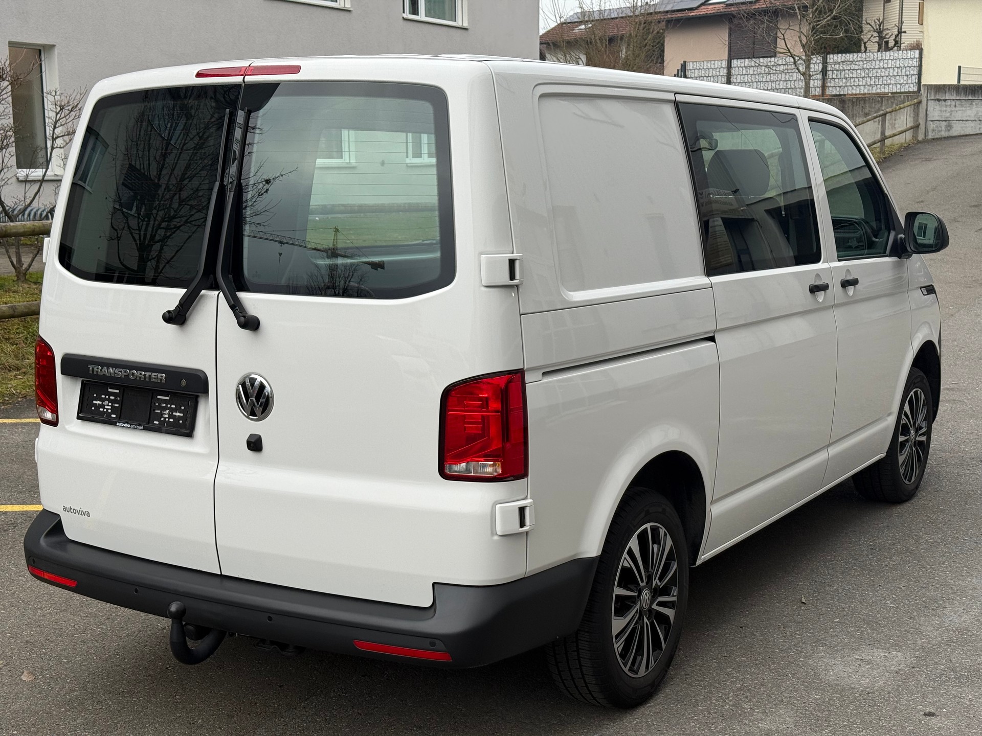 VW T6.1 2.0 TDI Entry-image-5