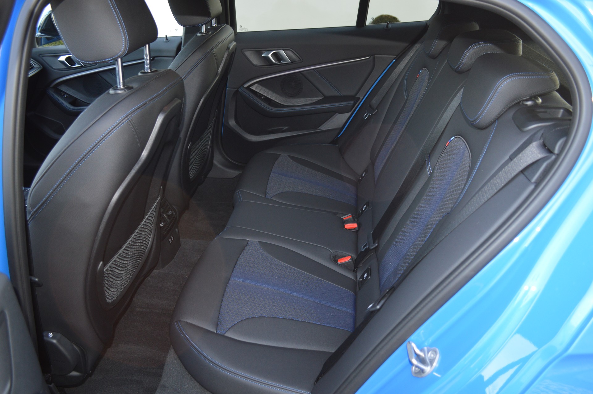 BMW 118i M Sport Steptronic-image-7