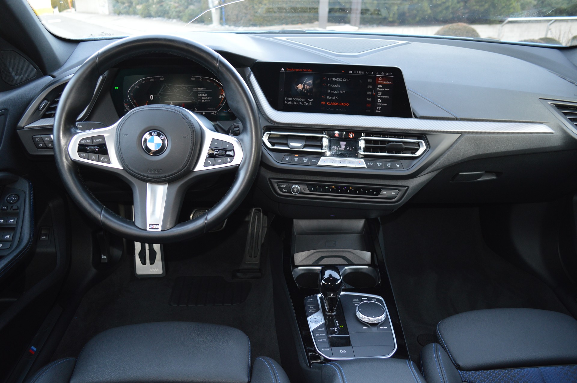 BMW 118i M Sport Steptronic-image-6