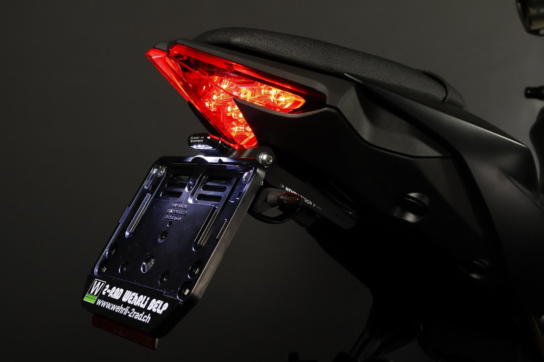 KAWASAKI Z 650 S (50/35 KW) Level 1-image-10