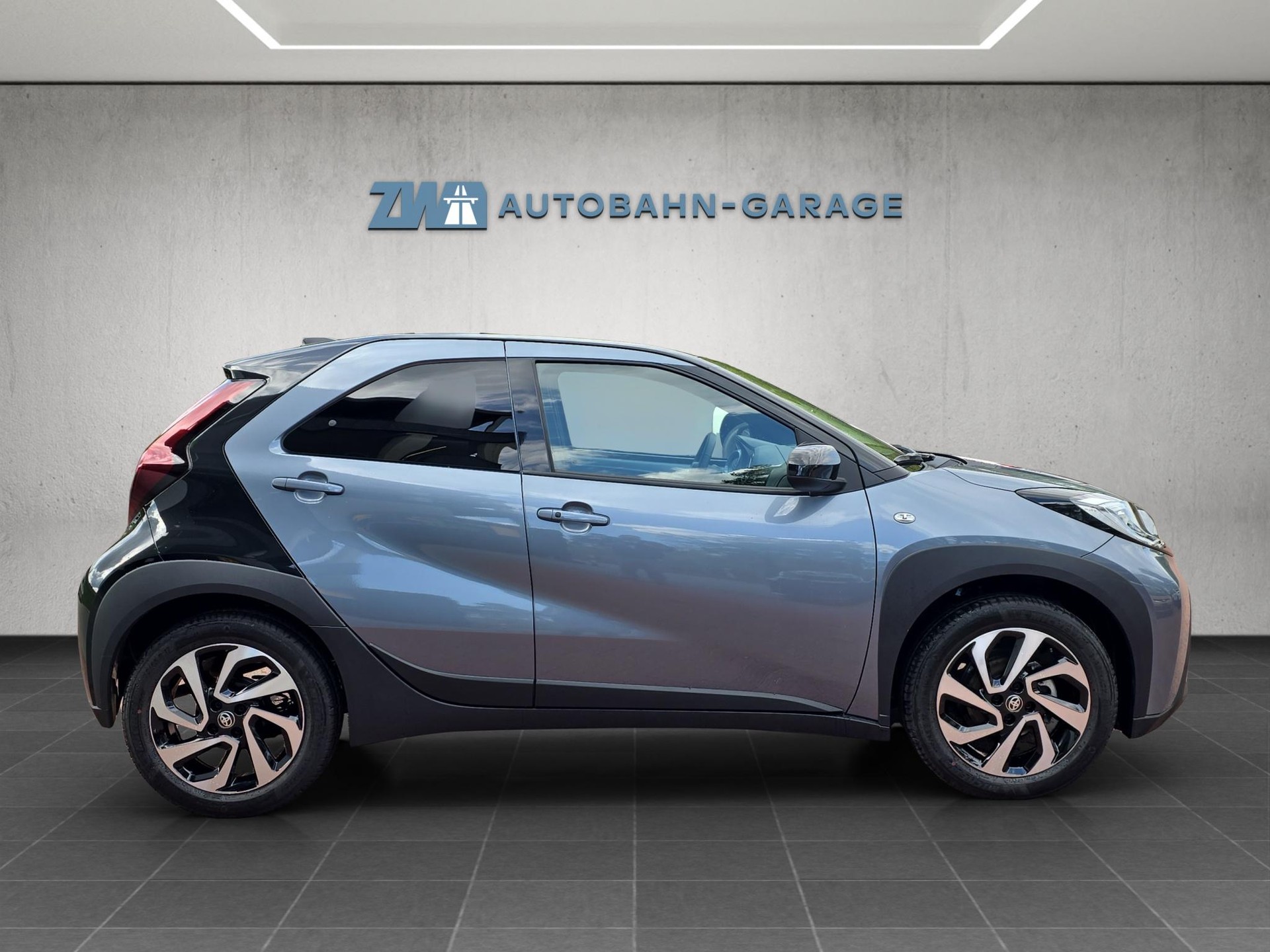 TOYOTA Aygo X 1.0 VVT-i Trend-image-5