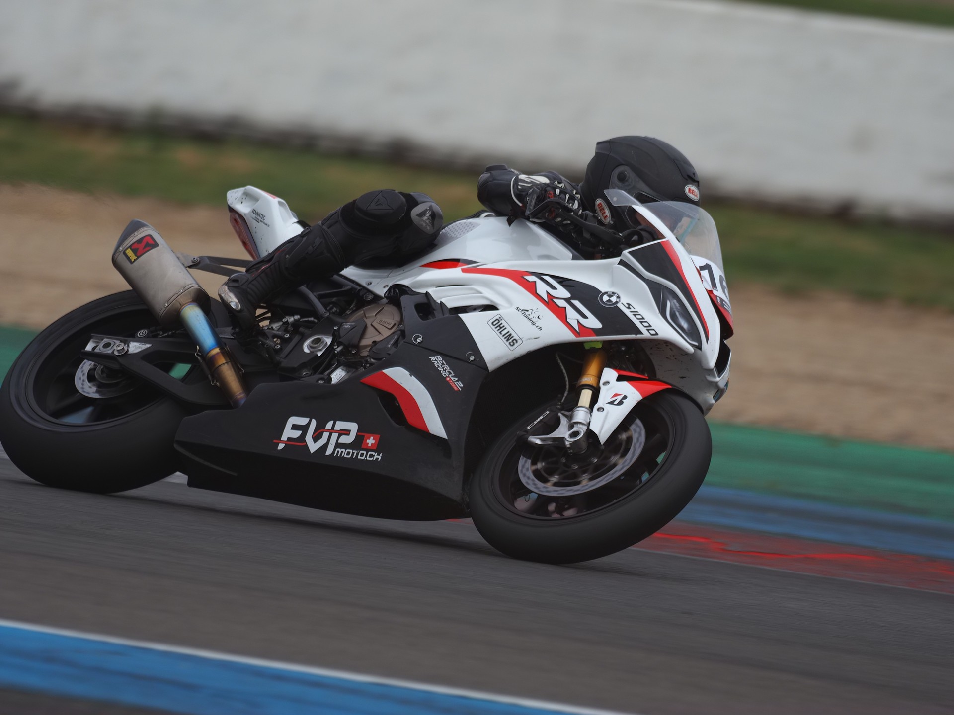 BMW S 1000 RR-image-1