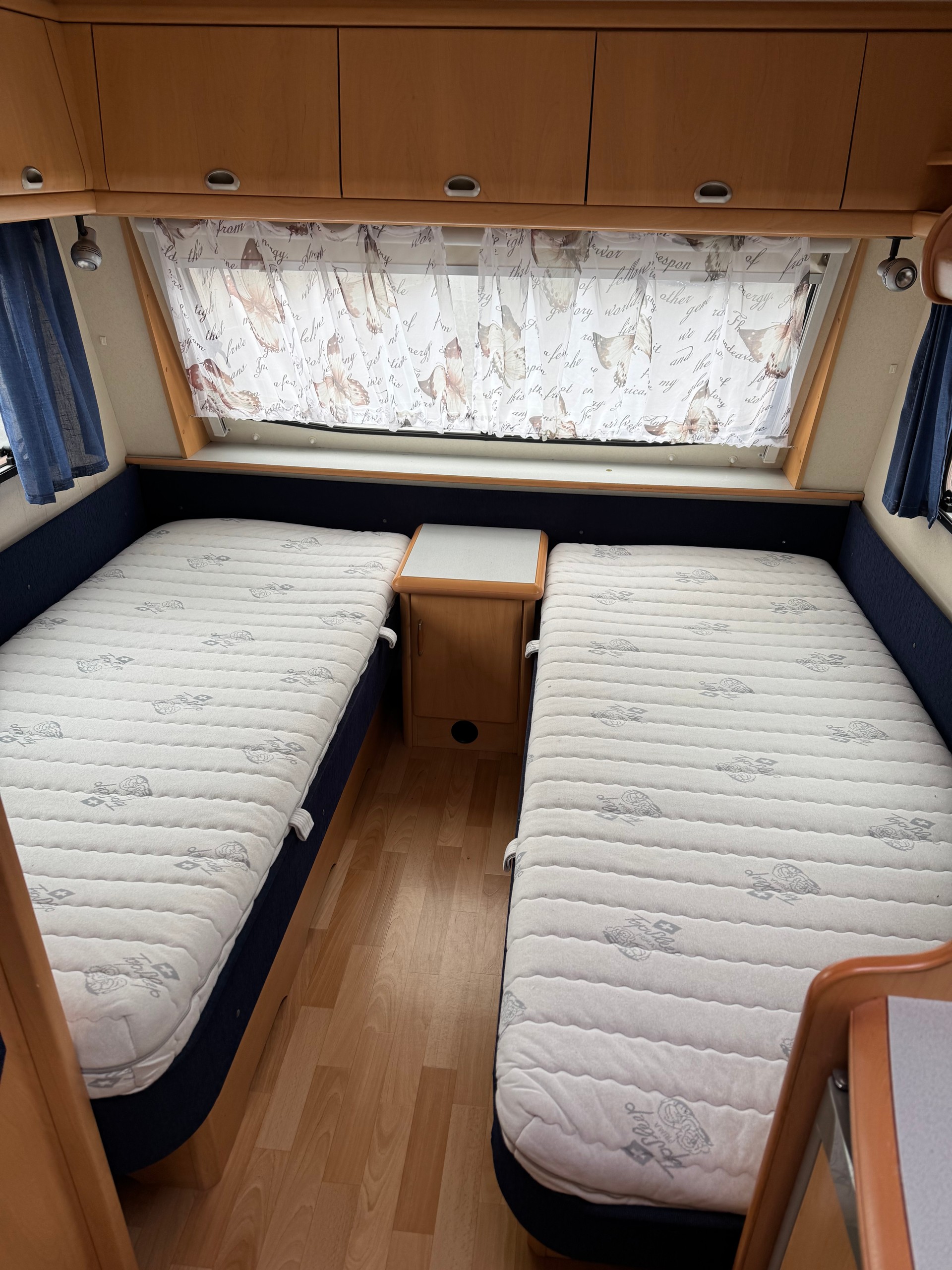 HOBBY De Luxe Easy - 2 x Einzelbett längst - Vorzeit & Markise - Sat-image-12